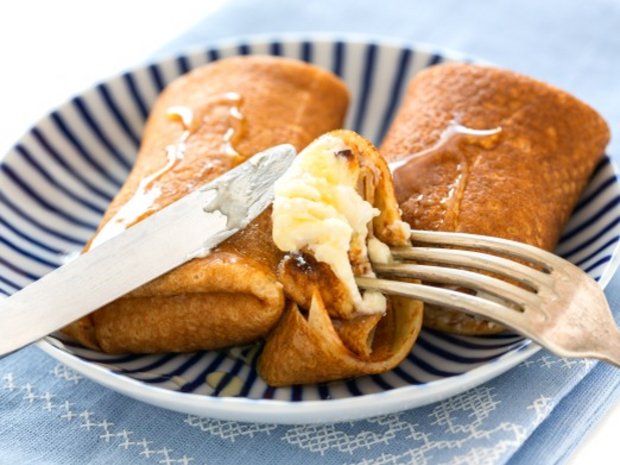 csm_Stuffed_pancakes_with_cheese_and_honey_winter-recipe_03_504ab5ffb8.jpg